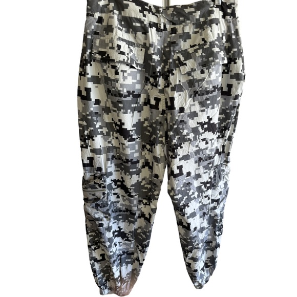 Happily Grey Women's Roblox Camo Cargo Pants Muti-Pockets Black Grey White - Picture 2 of 13